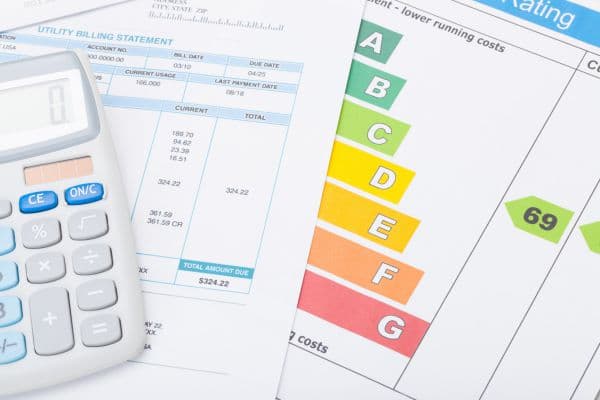 Calculator with utility bill and energy rating chart