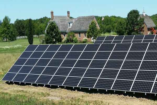 residential-ground-mounted-solar-panels