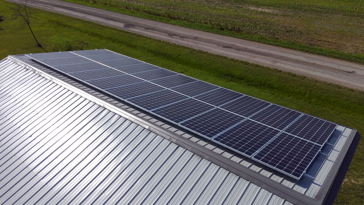 residential roof mounted solar on metal barn