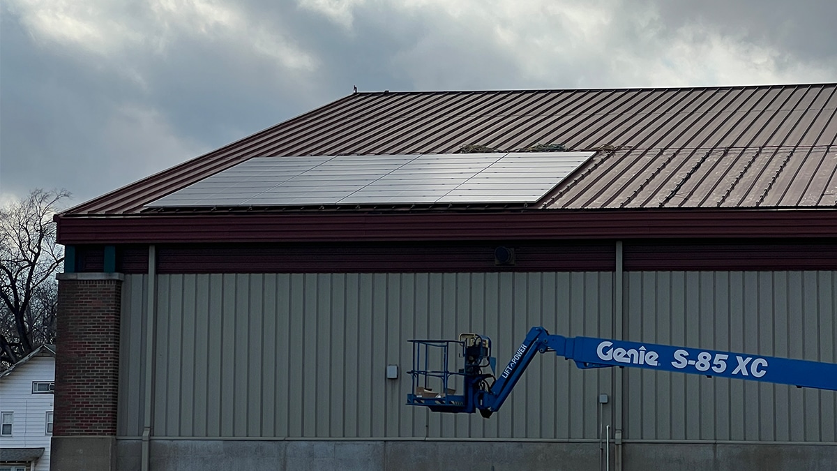 Roof Mounted commercial solar array