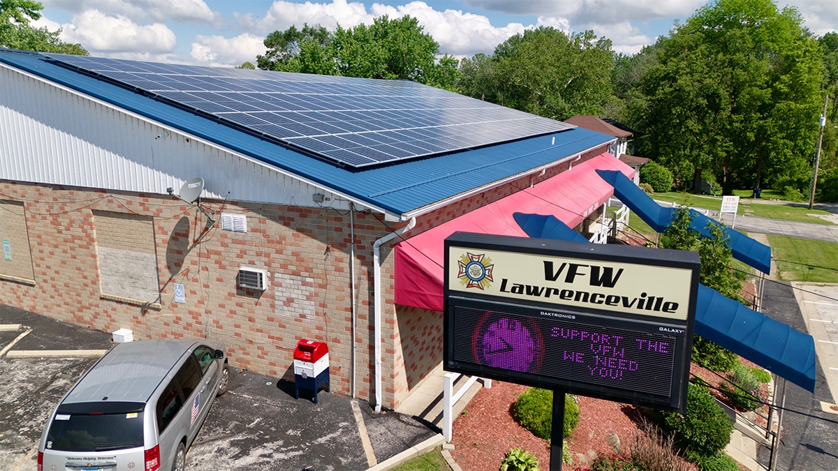 Commercial Roof Mounted Solar Array