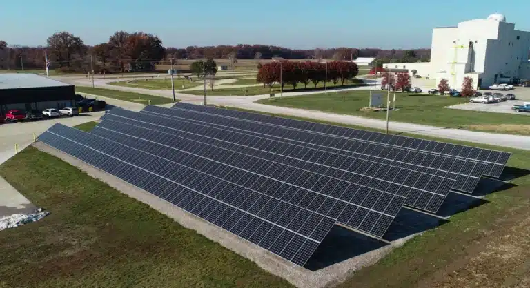 206.7 kW (DC) Commercial Ground Mounted Solar Installation for Country Bobs, Inc., Centralia, IL