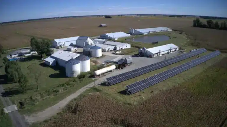 156.4 kW Ground Mount Solar Array for Hog & Grain Farm, Teutopolis, IL