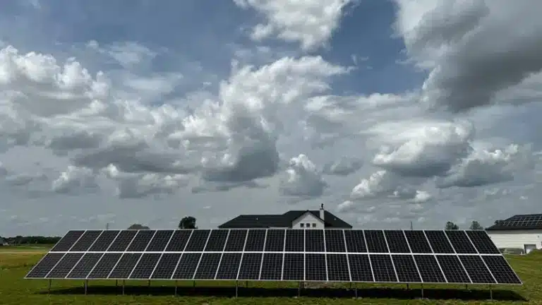 Residential Ground Mounted Solar Panels, Edwardsville, IL