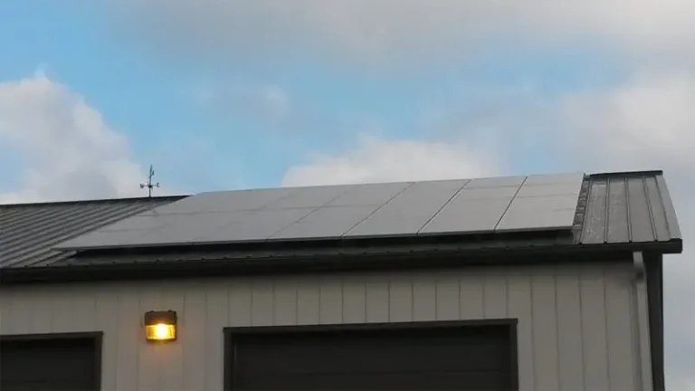 Residential Roof Mounted Solar System with Batteries in Bethany, IL