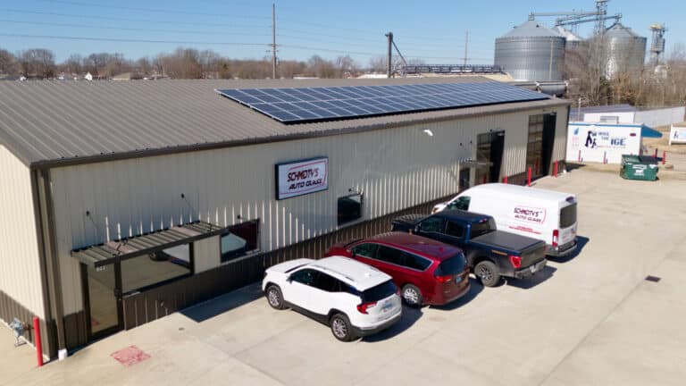 19 kW Metal Roof Mount for Small Business in Effingham, IL